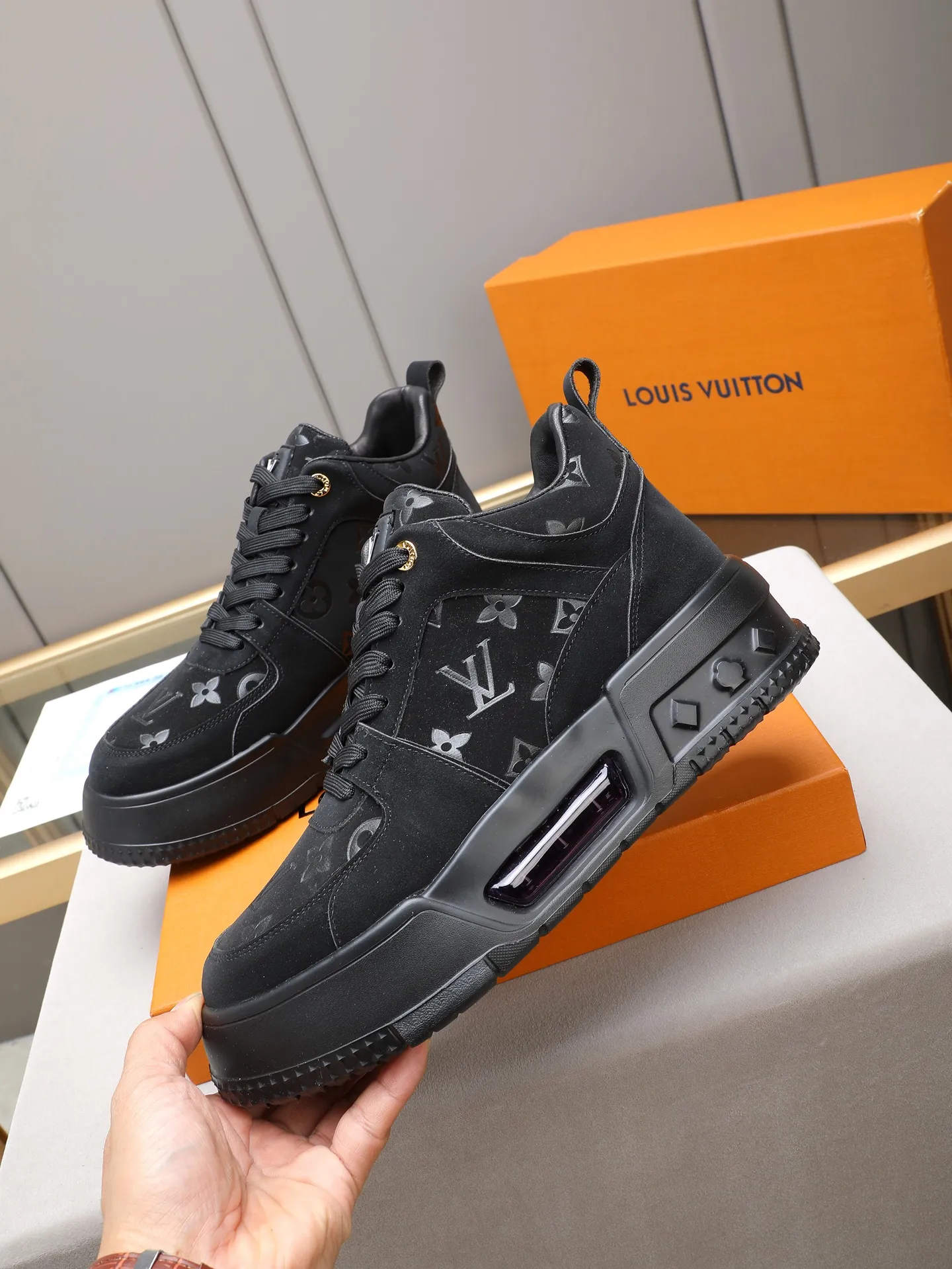 PP460 High Top Men's [LV] Autumn and winter high top classic hot style💝 👣👣Perfect last shape, beautiful design style 💋 💋This winter is no longer cold😢😢Cow leather➕LV special material➕Breathable sheep lining➕Non-slip and wear-resistant foam air cushion outsole🎩A must-have for fashionable men❗Number: 38-44 (45 custom-made) The real thing looks better🎬The real thing looks better👅, 5 colors to choose from